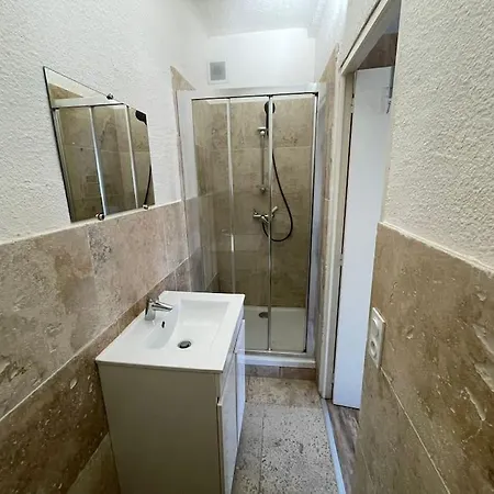 Beau A 100m Des Plages * Тулон